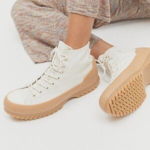 Converse Chuck Taylor All Star Lugged 2.0 Sneaker